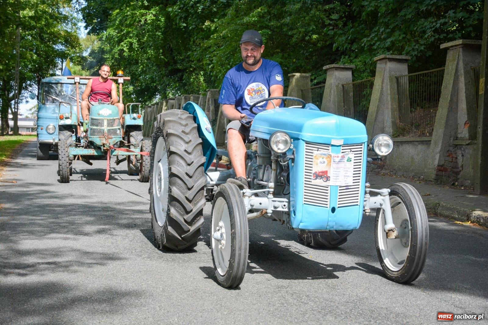 Zdjęcie w galerii na portalu naszraciborz.pl: Gra o plon, czyli parada maszyn rolniczych w Krowiarkach [FOTO i WIDEO] wiadomości z regionu