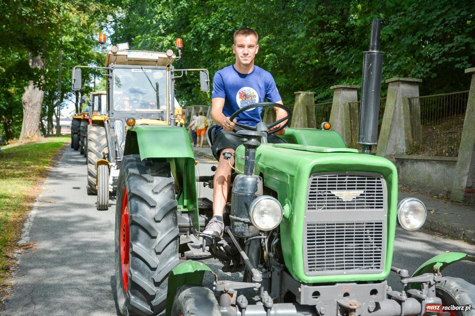 Zdjęcie w galerii na portalu naszraciborz.pl: Gra o plon, czyli parada maszyn rolniczych w Krowiarkach [FOTO i WIDEO] wiadomości z regionu