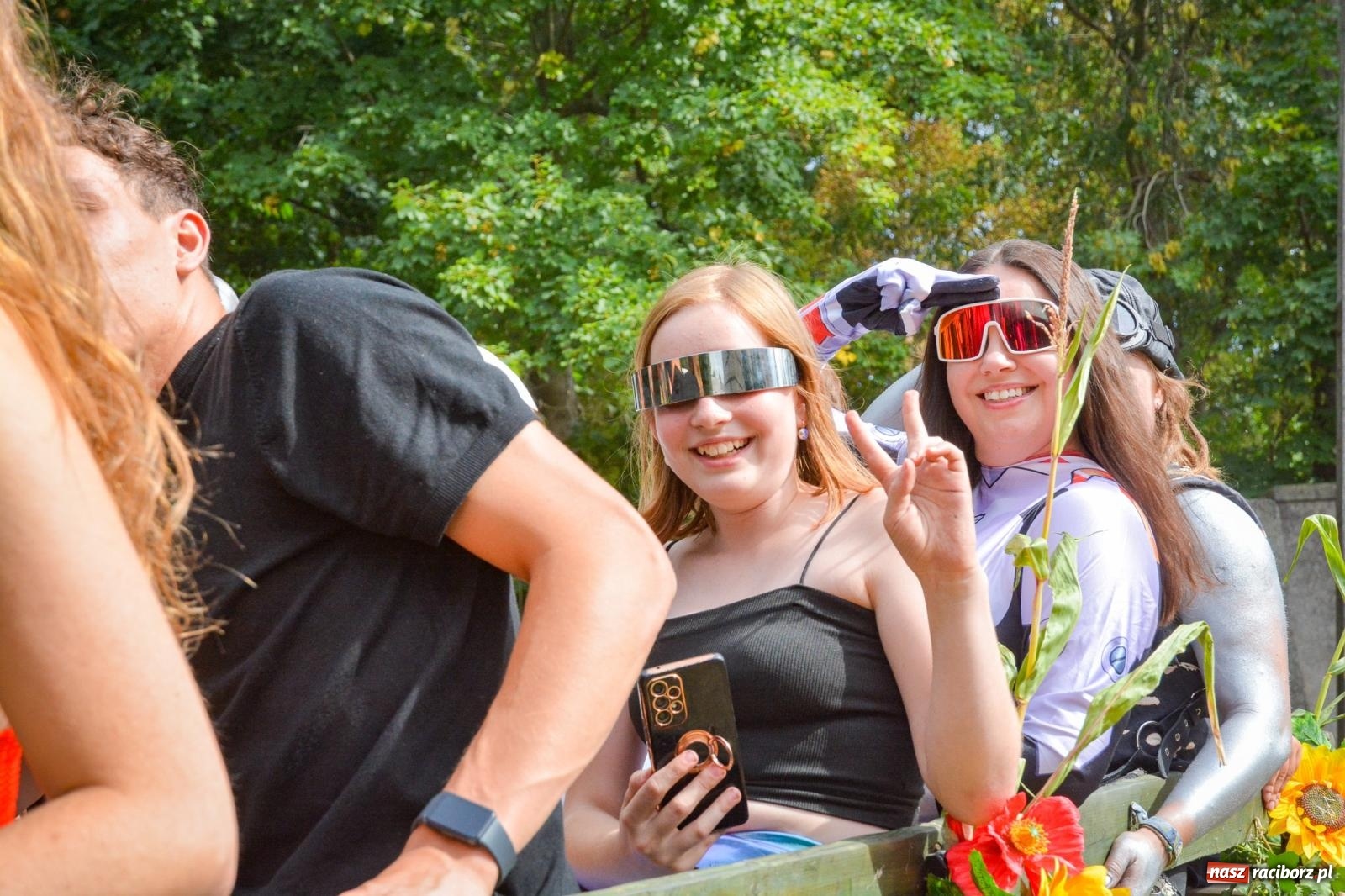 Zdjęcie w galerii na portalu naszraciborz.pl: Gra o plon, czyli parada maszyn rolniczych w Krowiarkach [FOTO i WIDEO] wiadomości z regionu