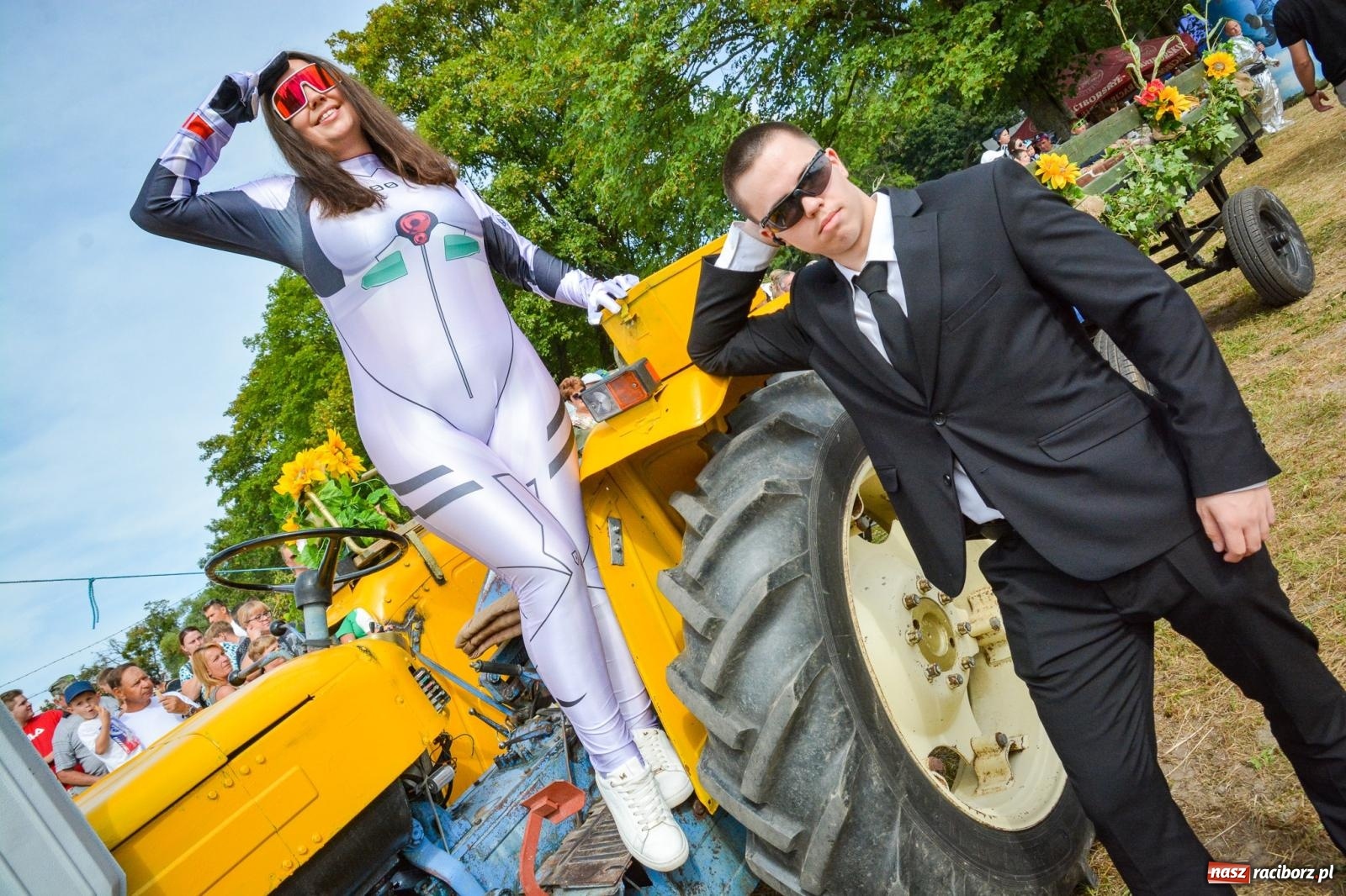 Zdjęcie w galerii na portalu naszraciborz.pl: Gra o plon, czyli parada maszyn rolniczych w Krowiarkach [FOTO i WIDEO] wiadomości z regionu