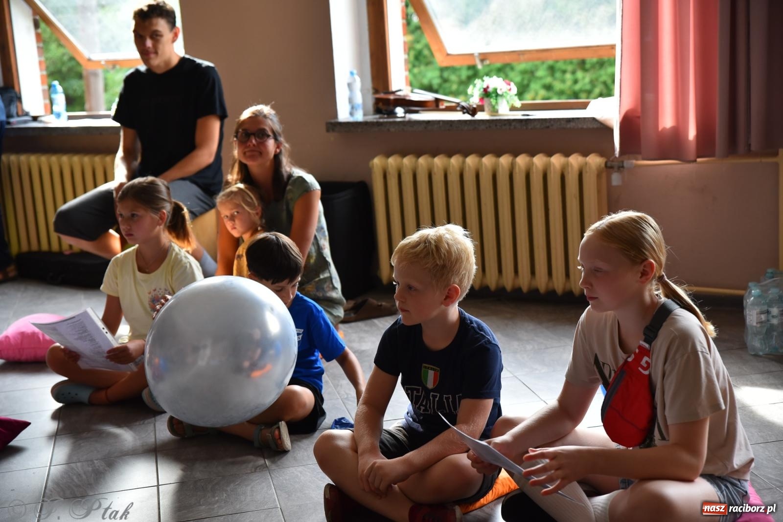 Zdjęcie w galerii na portalu naszraciborz.pl: Racibórz ponownie miejscem modlitwy i muzyki. Rozpoczął się XXXIV Festiwal Spotkałem Pana wiadomości z regionu