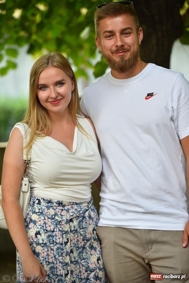 Zdjęcie w galerii na portalu naszraciborz.pl: Racibórz ponownie miejscem modlitwy i muzyki. Rozpoczął się XXXIV Festiwal Spotkałem Pana wiadomości z regionu