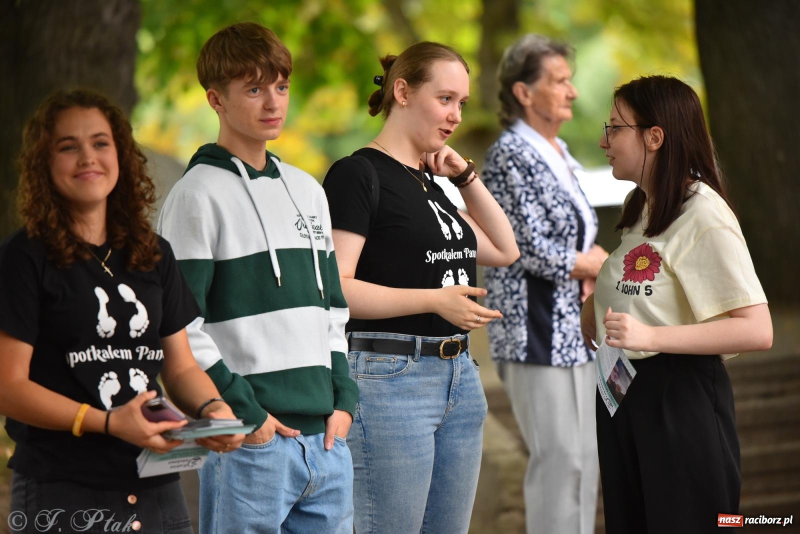 Zdjęcie w galerii na portalu naszraciborz.pl: Racibórz ponownie miejscem modlitwy i muzyki. Rozpoczął się XXXIV Festiwal Spotkałem Pana wiadomości z regionu