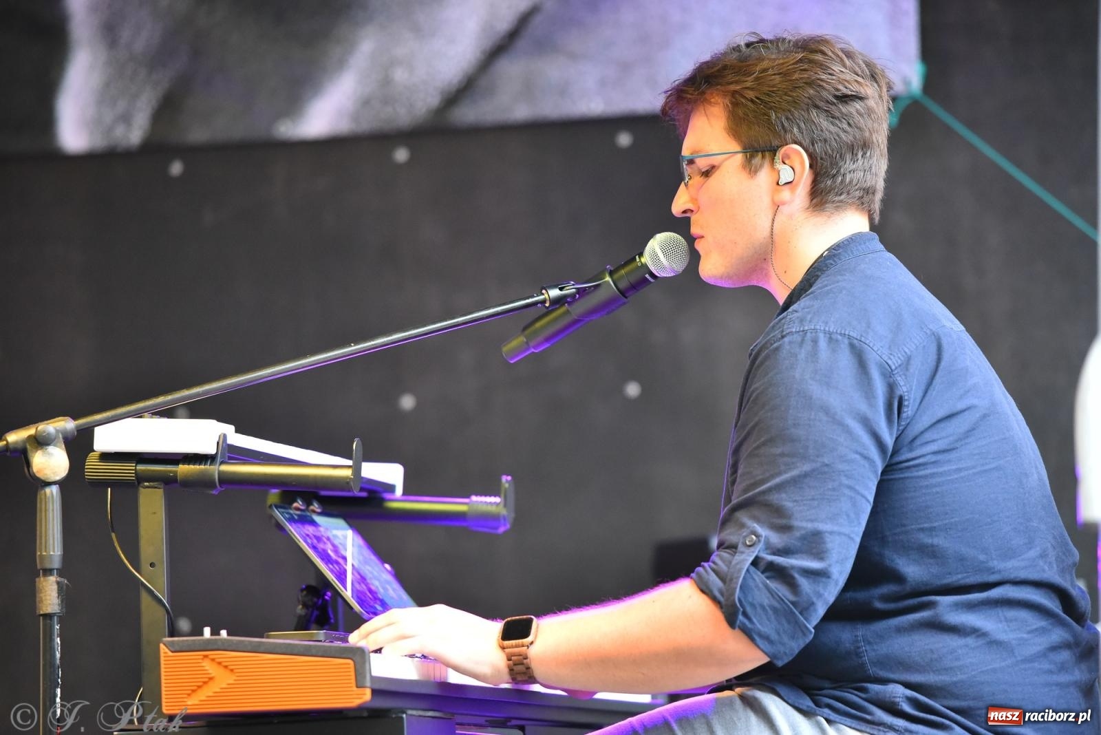 Zdjęcie w galerii na portalu naszraciborz.pl: Racibórz ponownie miejscem modlitwy i muzyki. Rozpoczął się XXXIV Festiwal Spotkałem Pana wiadomości z regionu