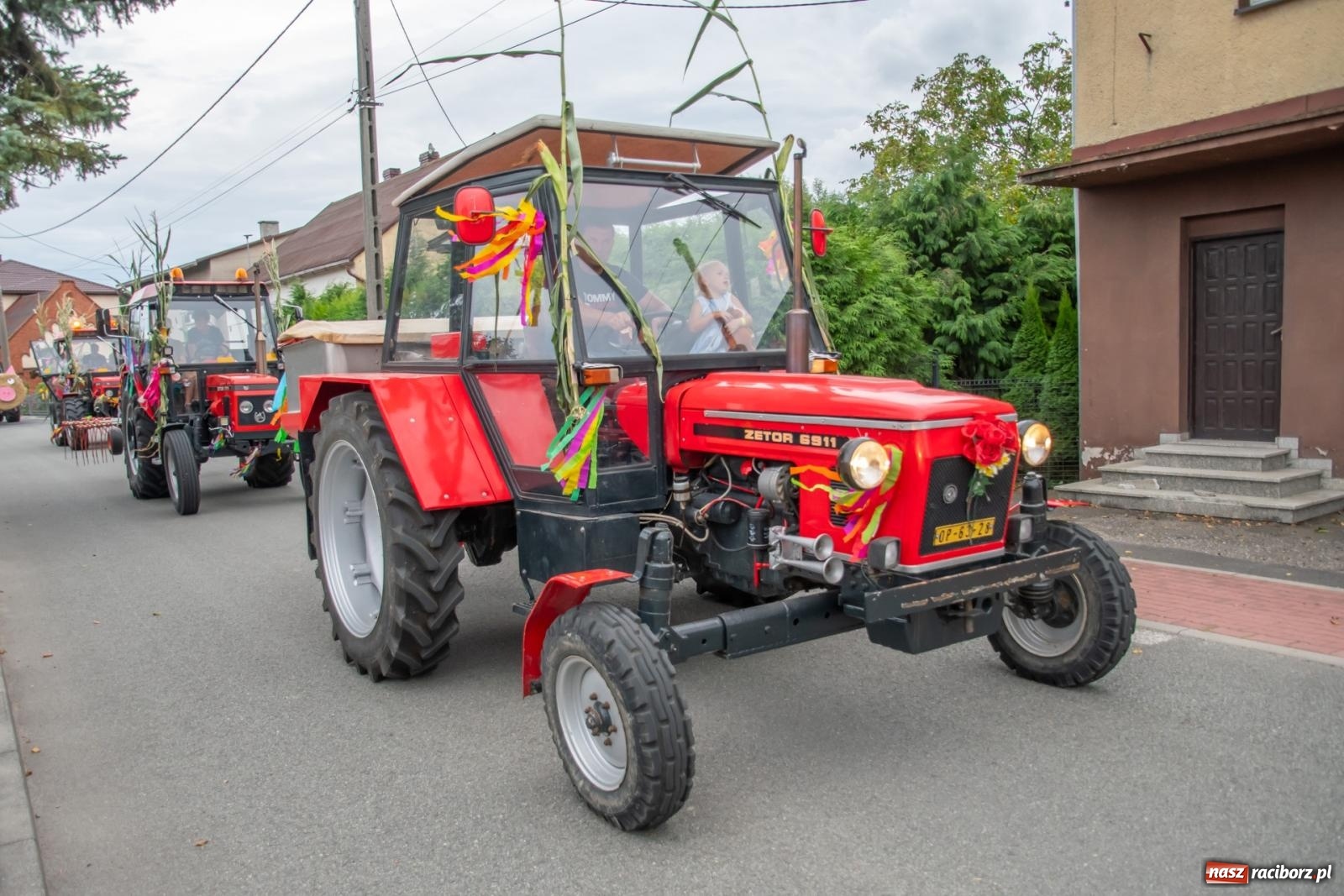 Zdjęcie w galerii na portalu naszraciborz.pl: Dożynki w Rudyszwałdzie. Kolorowy pokaz maszyn rolniczych z weneckim akcentem [FOTO i WIDEO] wiadomości z regionu