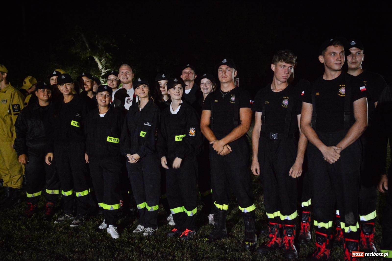 Zdjęcie w galerii na portalu naszraciborz.pl: Deszcz nie zgasił emocji! II Samborowicki Armagedon przyciągnął 58 drużyn wiadomości z regionu