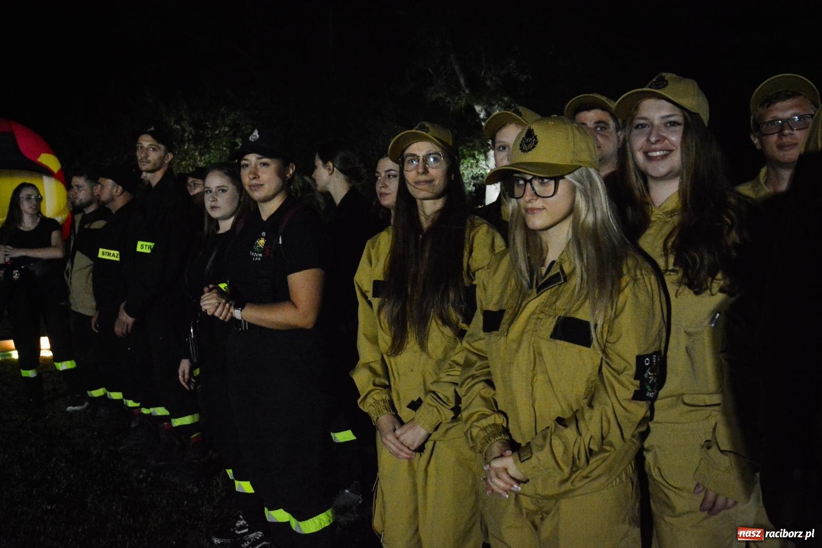Zdjęcie w galerii na portalu naszraciborz.pl: Deszcz nie zgasił emocji! II Samborowicki Armagedon przyciągnął 58 drużyn wiadomości z regionu