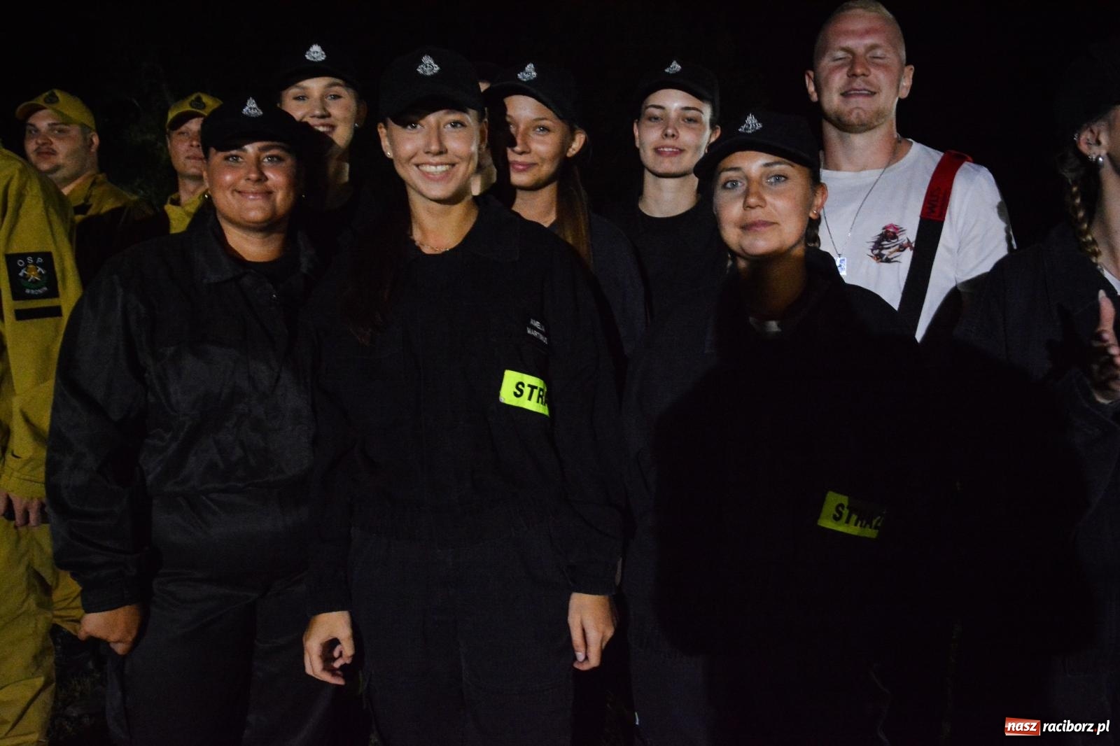 Zdjęcie w galerii na portalu naszraciborz.pl: Deszcz nie zgasił emocji! II Samborowicki Armagedon przyciągnął 58 drużyn wiadomości z regionu