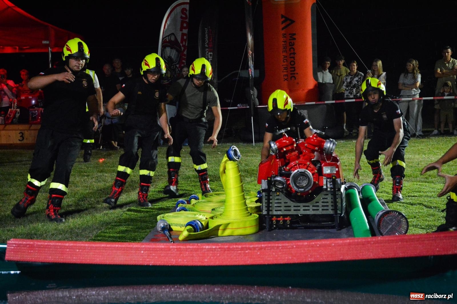 Zdjęcie w galerii na portalu naszraciborz.pl: Deszcz nie zgasił emocji! II Samborowicki Armagedon przyciągnął 58 drużyn wiadomości z regionu