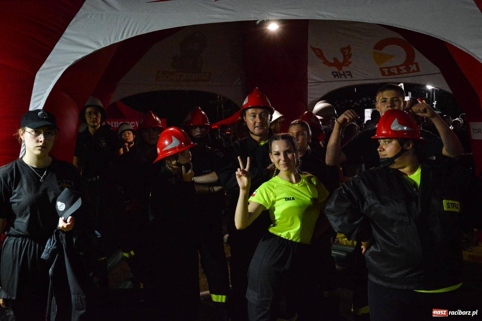 Zdjęcie w galerii na portalu naszraciborz.pl: Deszcz nie zgasił emocji! II Samborowicki Armagedon przyciągnął 58 drużyn wiadomości z regionu