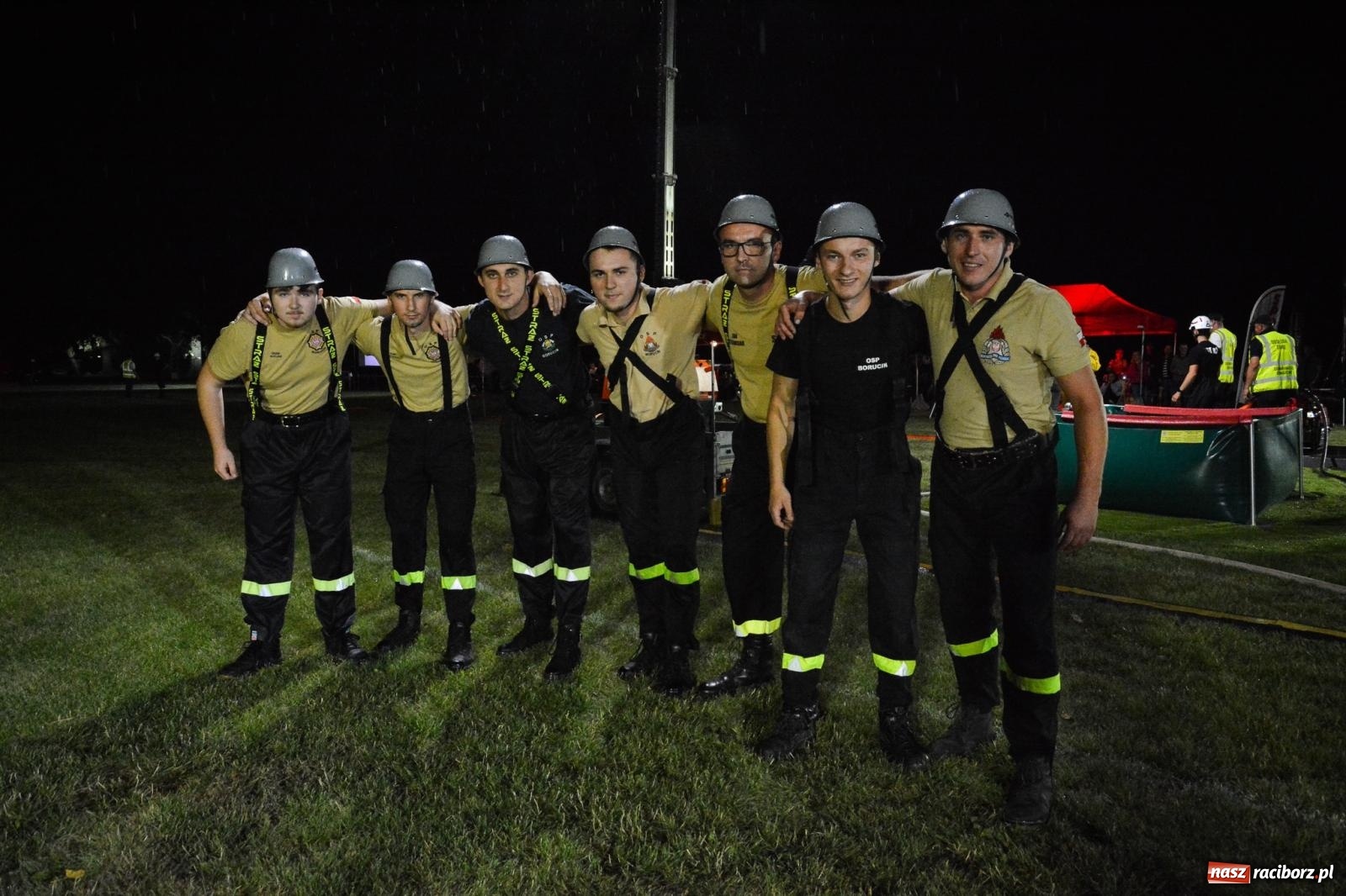 Zdjęcie w galerii na portalu naszraciborz.pl: Deszcz nie zgasił emocji! II Samborowicki Armagedon przyciągnął 58 drużyn wiadomości z regionu