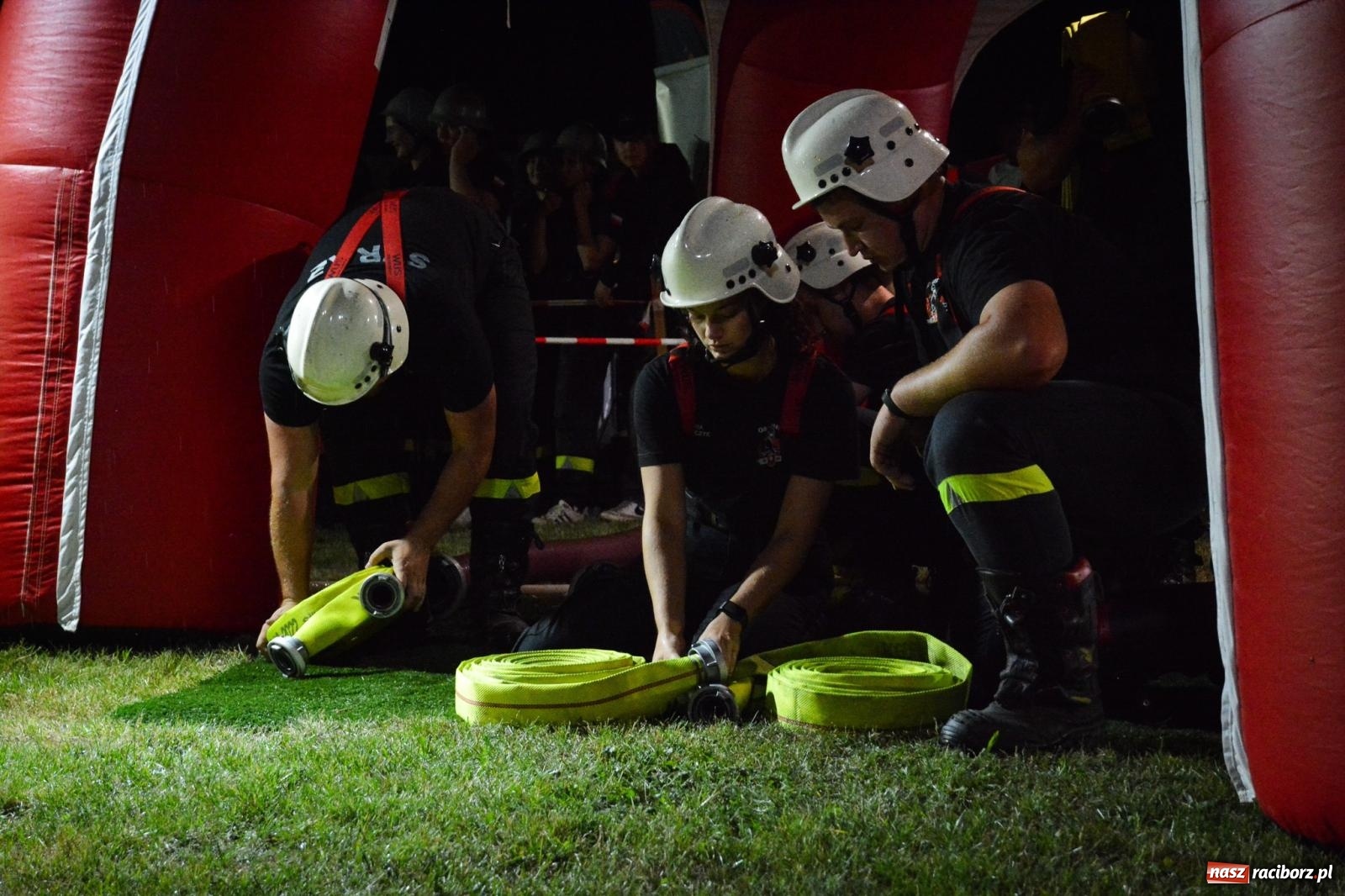Zdjęcie w galerii na portalu naszraciborz.pl: Deszcz nie zgasił emocji! II Samborowicki Armagedon przyciągnął 58 drużyn wiadomości z regionu