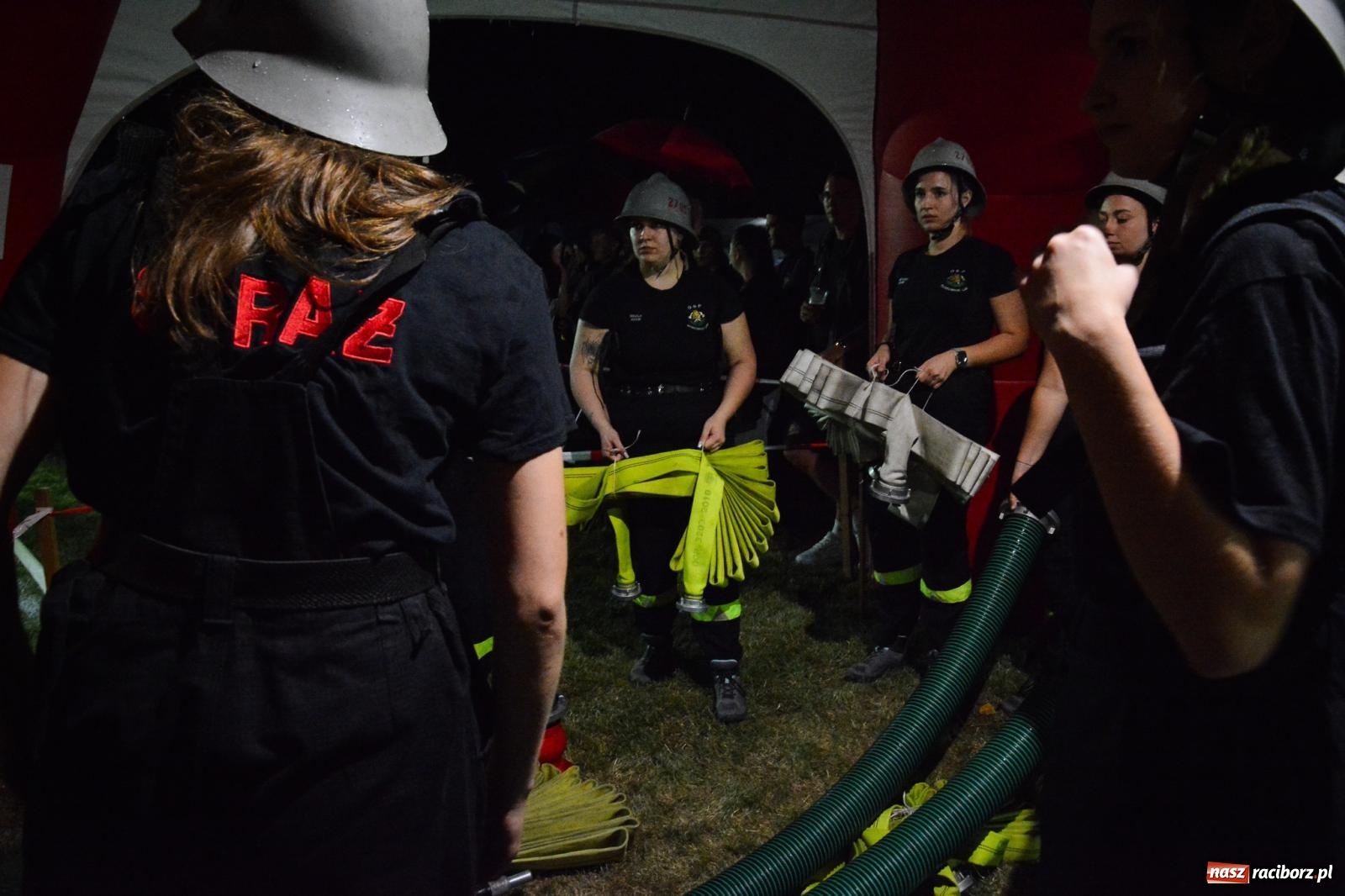 Zdjęcie w galerii na portalu naszraciborz.pl: Deszcz nie zgasił emocji! II Samborowicki Armagedon przyciągnął 58 drużyn wiadomości z regionu