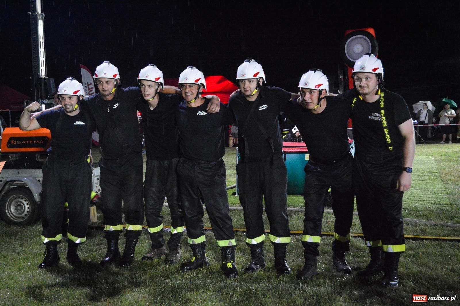 Zdjęcie w galerii na portalu naszraciborz.pl: Deszcz nie zgasił emocji! II Samborowicki Armagedon przyciągnął 58 drużyn wiadomości z regionu