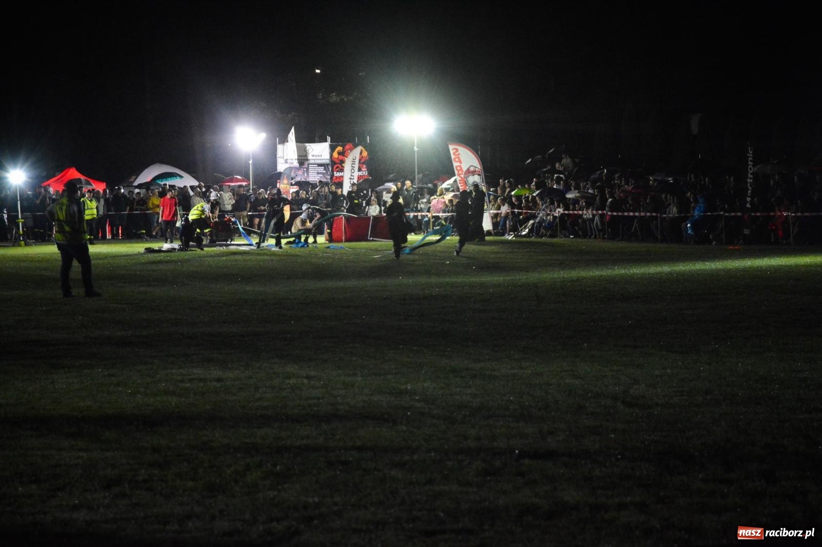 Zdjęcie w galerii na portalu naszraciborz.pl: Deszcz nie zgasił emocji! II Samborowicki Armagedon przyciągnął 58 drużyn wiadomości z regionu