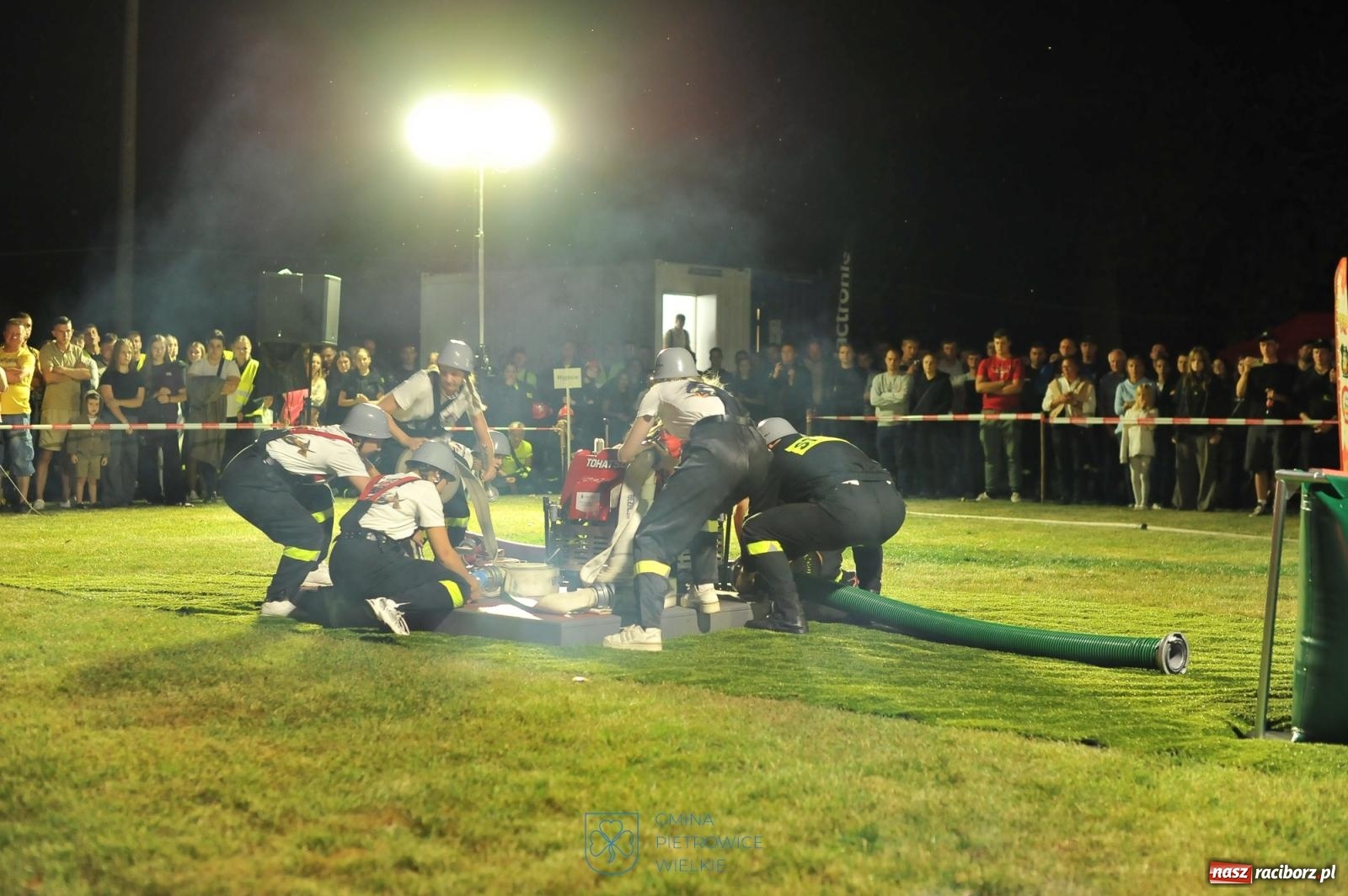 Zdjęcie w galerii na portalu naszraciborz.pl: Deszcz nie zgasił emocji! II Samborowicki Armagedon przyciągnął 58 drużyn wiadomości z regionu