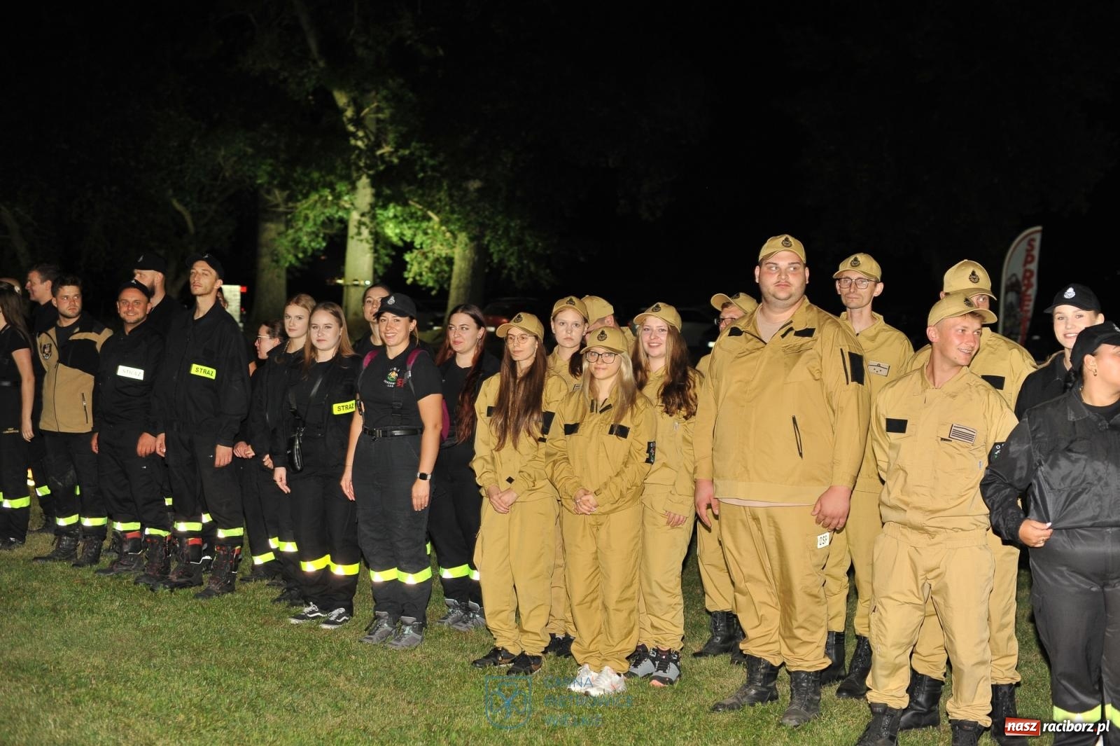 Zdjęcie w galerii na portalu naszraciborz.pl: Deszcz nie zgasił emocji! II Samborowicki Armagedon przyciągnął 58 drużyn wiadomości z regionu