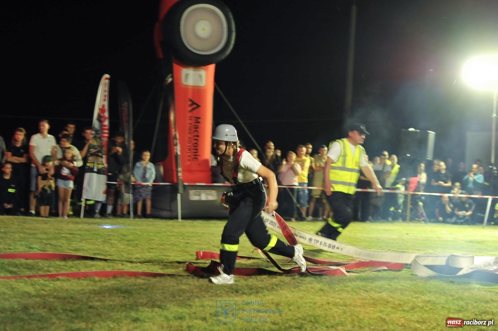 Zdjęcie w galerii na portalu naszraciborz.pl: Deszcz nie zgasił emocji! II Samborowicki Armagedon przyciągnął 58 drużyn wiadomości z regionu
