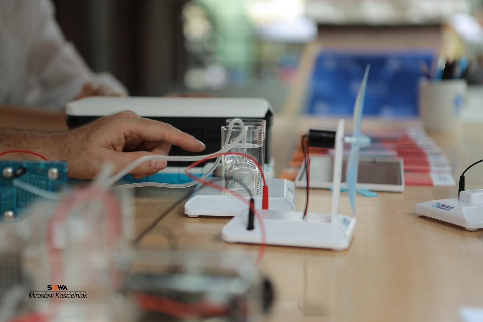 Zdjęcie w galerii na portalu naszraciborz.pl: Magia nauki na ulicy Długiej. IV Festiwal Odkrywców zachwycił Racibórz wiadomości z regionu