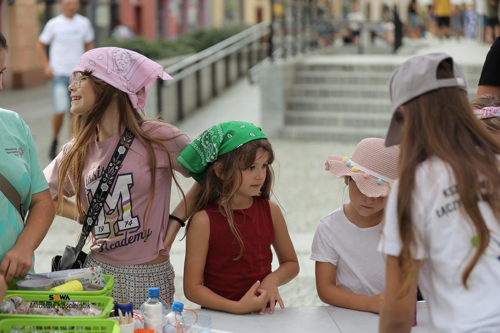 Zdjęcie w galerii na portalu naszraciborz.pl: Magia nauki na ulicy Długiej. IV Festiwal Odkrywców zachwycił Racibórz wiadomości z regionu