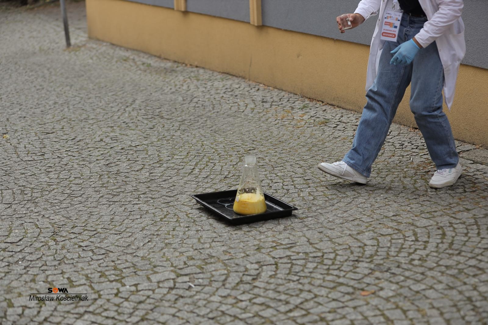 Zdjęcie w galerii na portalu naszraciborz.pl: Magia nauki na ulicy Długiej. IV Festiwal Odkrywców zachwycił Racibórz wiadomości z regionu