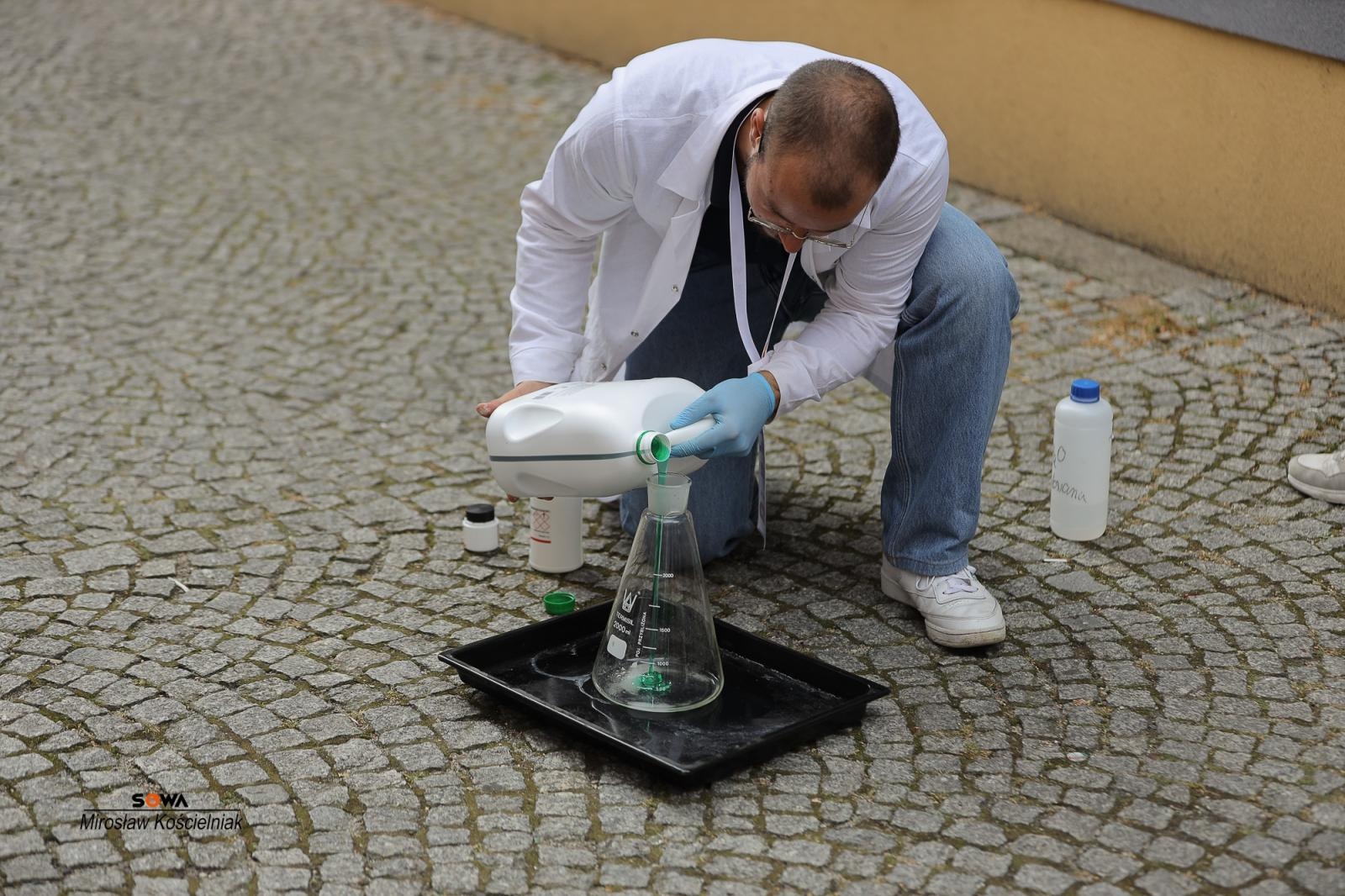 Zdjęcie w galerii na portalu naszraciborz.pl: Magia nauki na ulicy Długiej. IV Festiwal Odkrywców zachwycił Racibórz wiadomości z regionu