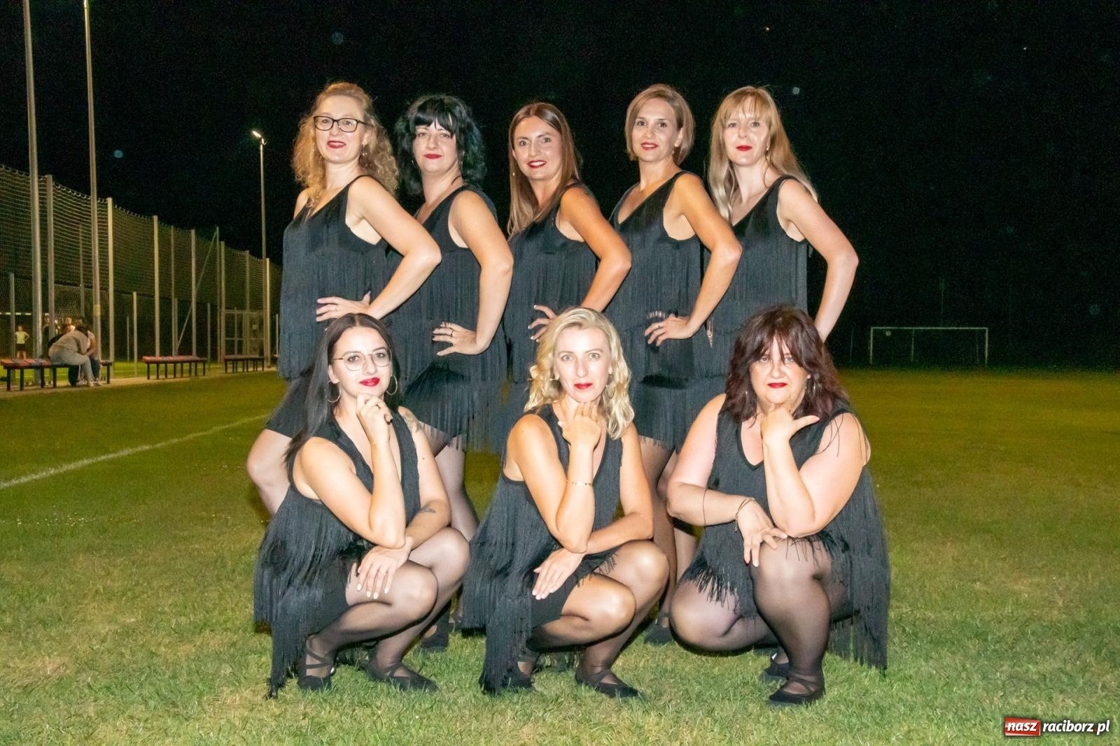 Zdjęcie w galerii na portalu naszraciborz.pl: Dożynki w Wojnowicach. Wieczór z Mamami ZygZak i Kabaretem Z Łapanki  [FOTO i WIDEO wiadomości z regionu