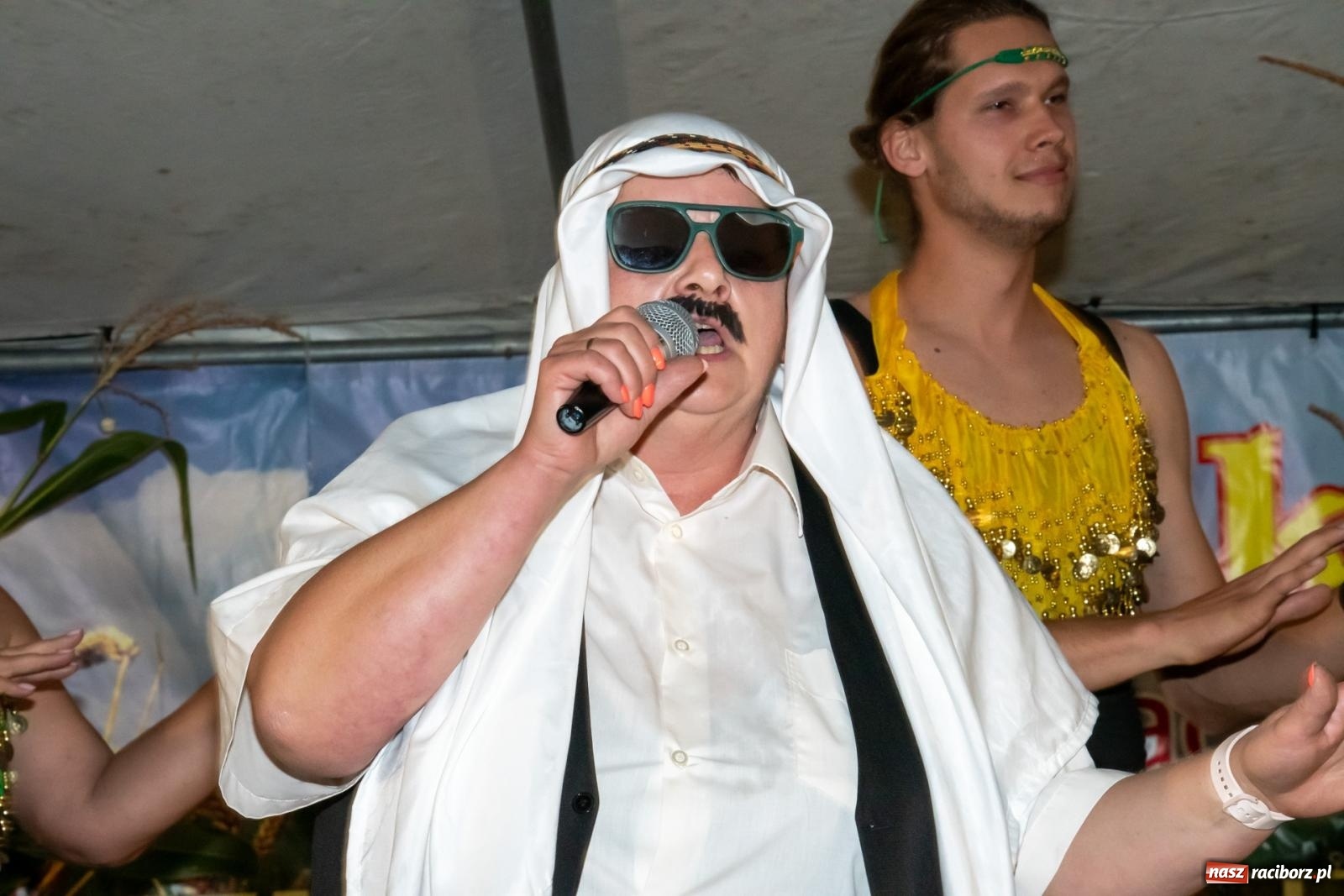 Zdjęcie w galerii na portalu naszraciborz.pl: Dożynki w Wojnowicach. Wieczór z Mamami ZygZak i Kabaretem Z Łapanki  [FOTO i WIDEO wiadomości z regionu