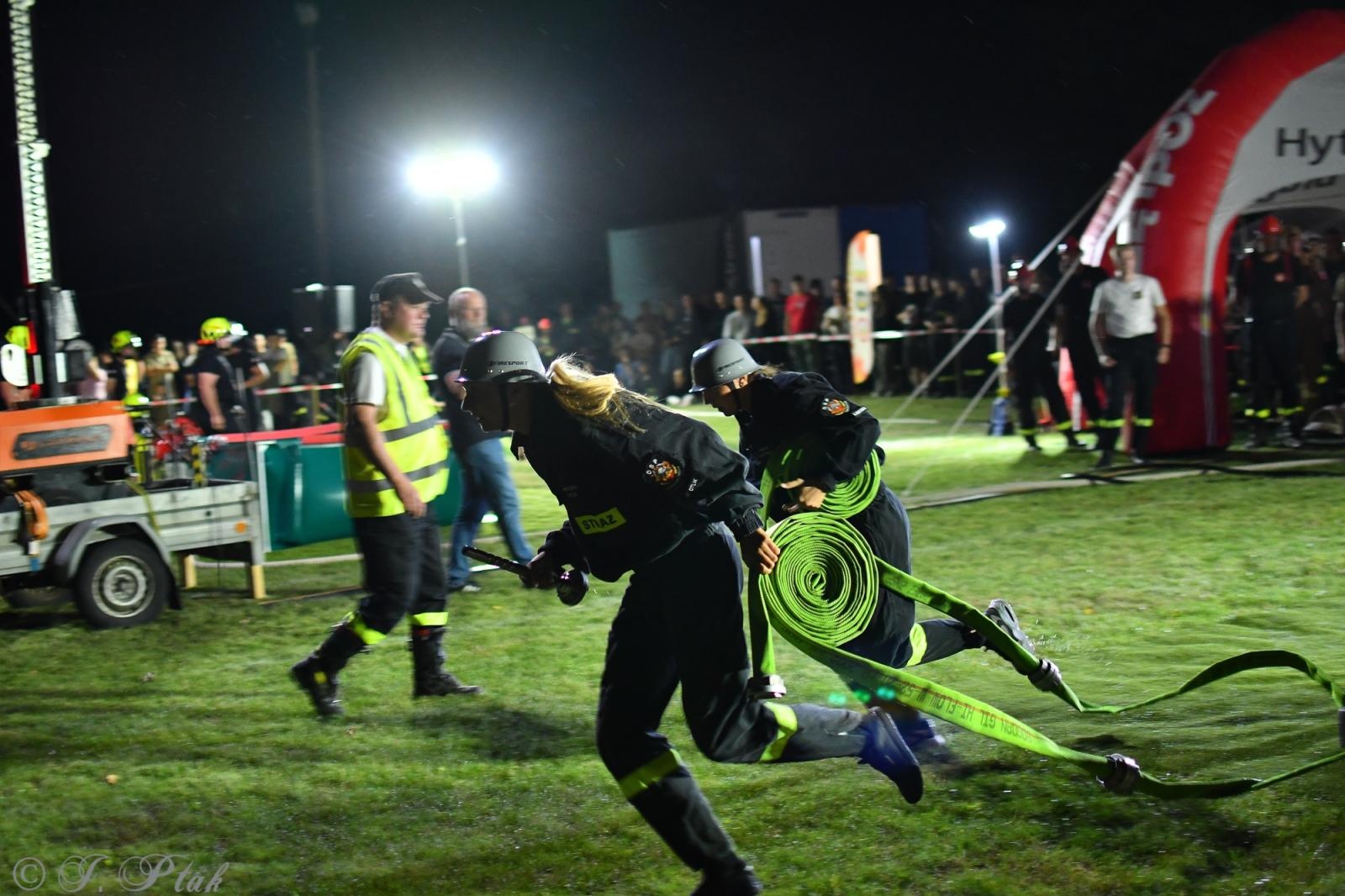 Zdjęcie w galerii na portalu naszraciborz.pl: Samborowicki Armagedon po raz drugi – gospodarze nie dali się pokonać! [FOTO na bis!] wiadomości z regionu