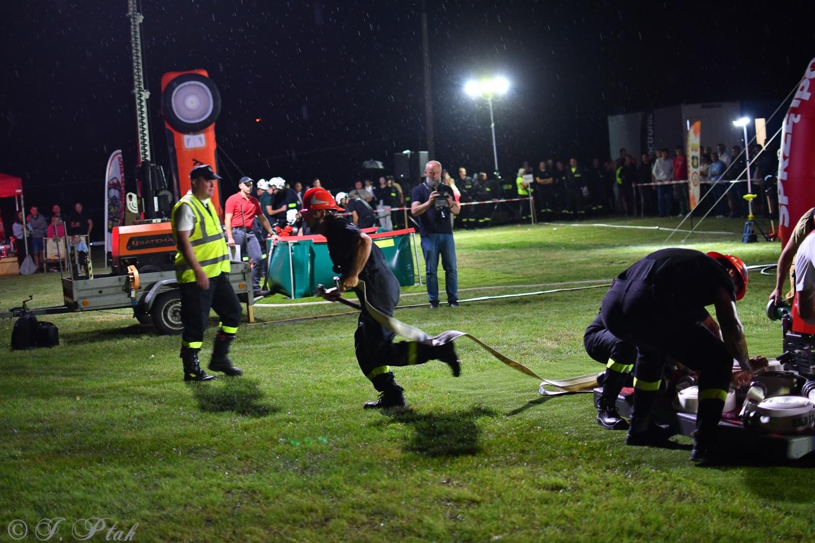 Zdjęcie w galerii na portalu naszraciborz.pl: Samborowicki Armagedon po raz drugi – gospodarze nie dali się pokonać! [FOTO na bis!] wiadomości z regionu