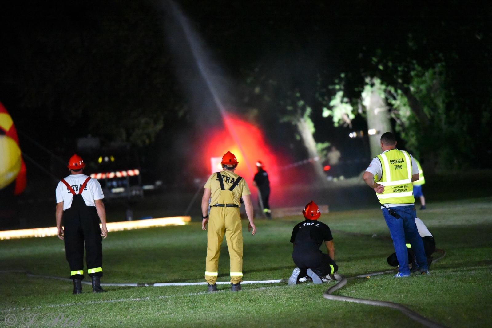 Zdjęcie w galerii na portalu naszraciborz.pl: Samborowicki Armagedon po raz drugi – gospodarze nie dali się pokonać! [FOTO na bis!] wiadomości z regionu