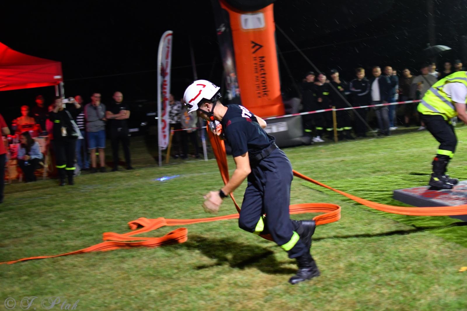 Zdjęcie w galerii na portalu naszraciborz.pl: Samborowicki Armagedon po raz drugi – gospodarze nie dali się pokonać! [FOTO na bis!] wiadomości z regionu