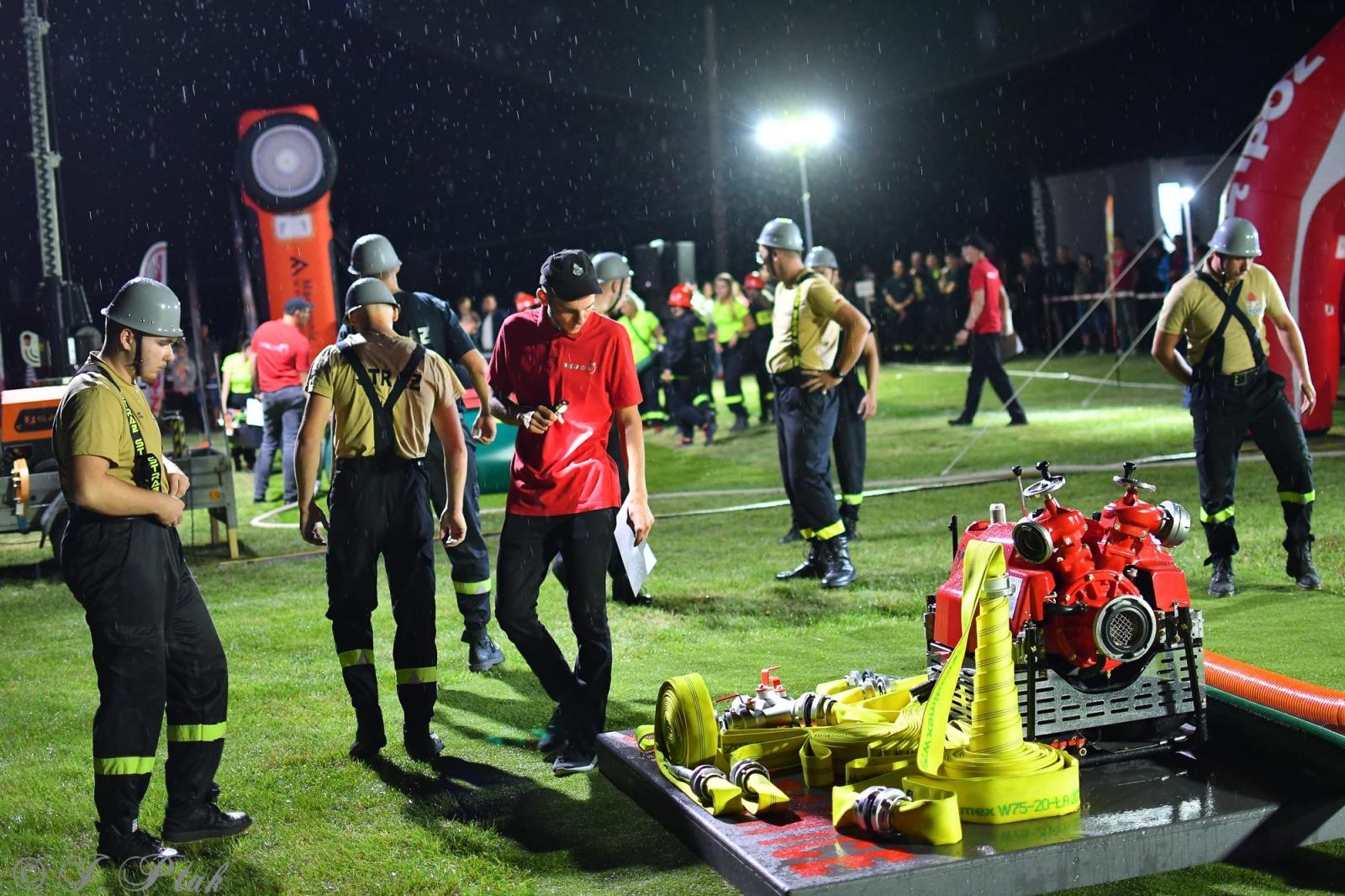 Zdjęcie w galerii na portalu naszraciborz.pl: Samborowicki Armagedon po raz drugi – gospodarze nie dali się pokonać! [FOTO na bis!] wiadomości z regionu