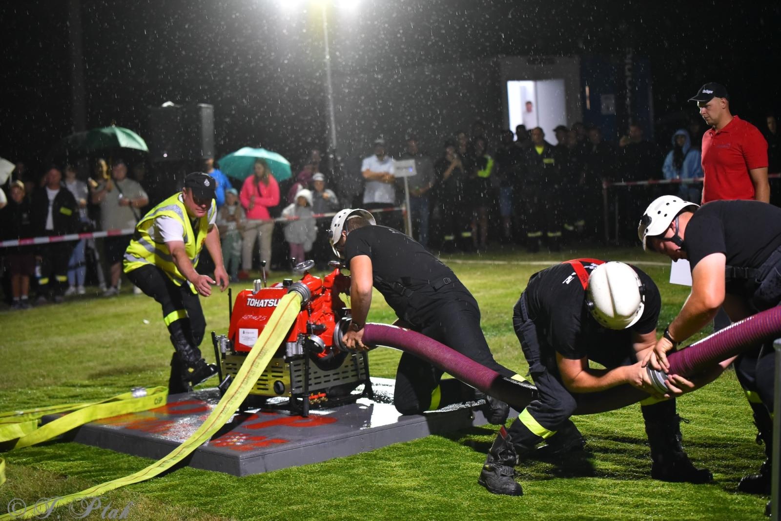 Zdjęcie w galerii na portalu naszraciborz.pl: Samborowicki Armagedon po raz drugi – gospodarze nie dali się pokonać! [FOTO na bis!] wiadomości z regionu