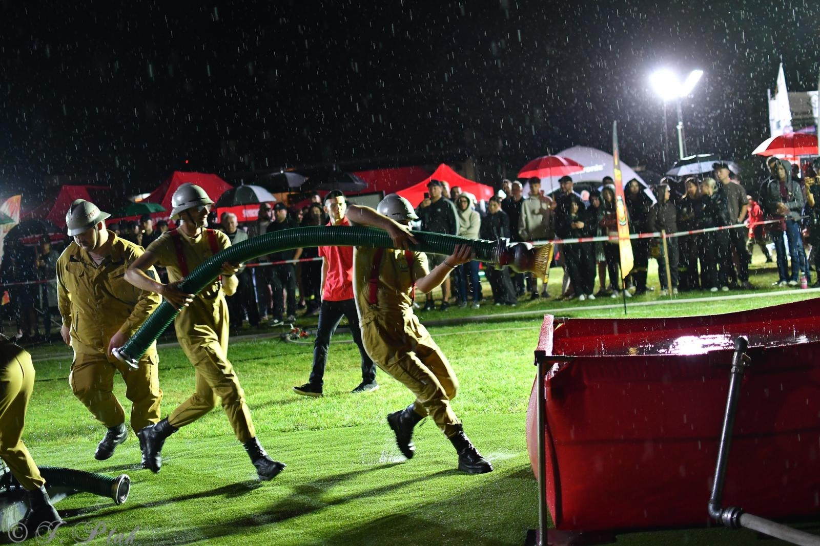Zdjęcie w galerii na portalu naszraciborz.pl: Samborowicki Armagedon po raz drugi – gospodarze nie dali się pokonać! [FOTO na bis!] wiadomości z regionu