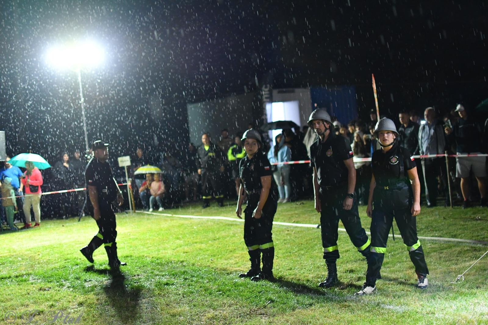 Zdjęcie w galerii na portalu naszraciborz.pl: Samborowicki Armagedon po raz drugi – gospodarze nie dali się pokonać! [FOTO na bis!] wiadomości z regionu