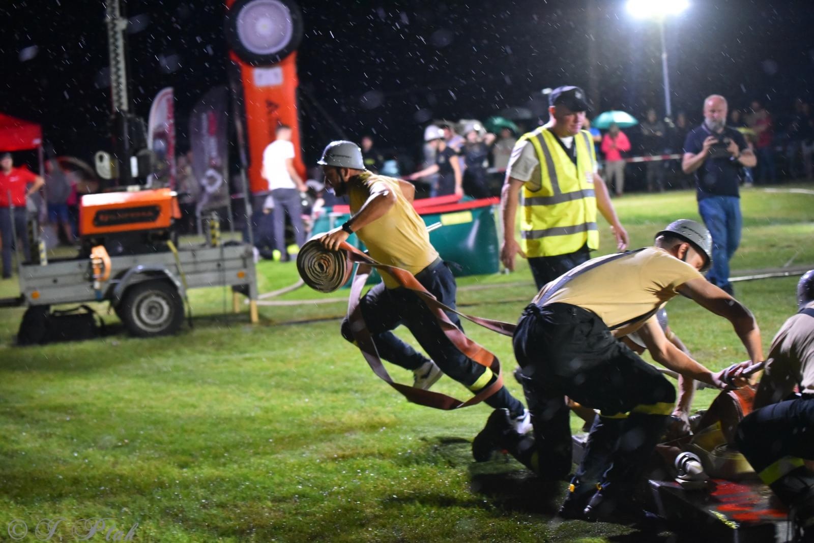 Zdjęcie w galerii na portalu naszraciborz.pl: Samborowicki Armagedon po raz drugi – gospodarze nie dali się pokonać! [FOTO na bis!] wiadomości z regionu