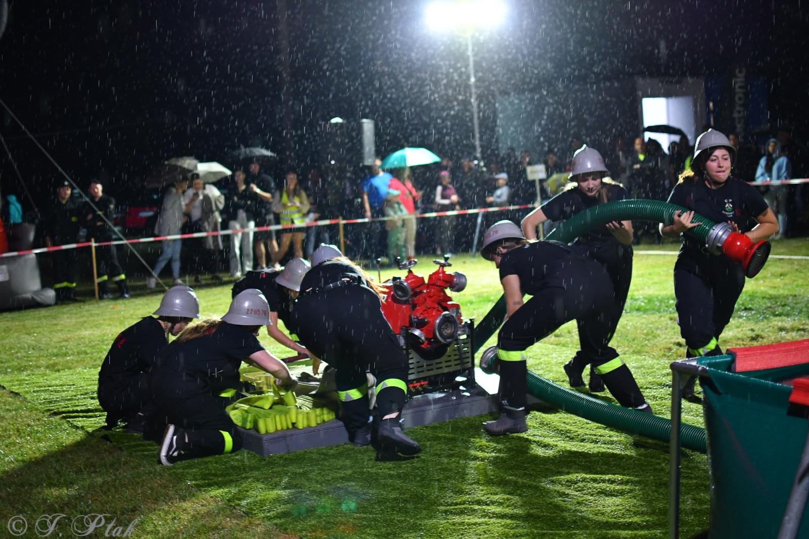 Zdjęcie w galerii na portalu naszraciborz.pl: Samborowicki Armagedon po raz drugi – gospodarze nie dali się pokonać! [FOTO na bis!] wiadomości z regionu