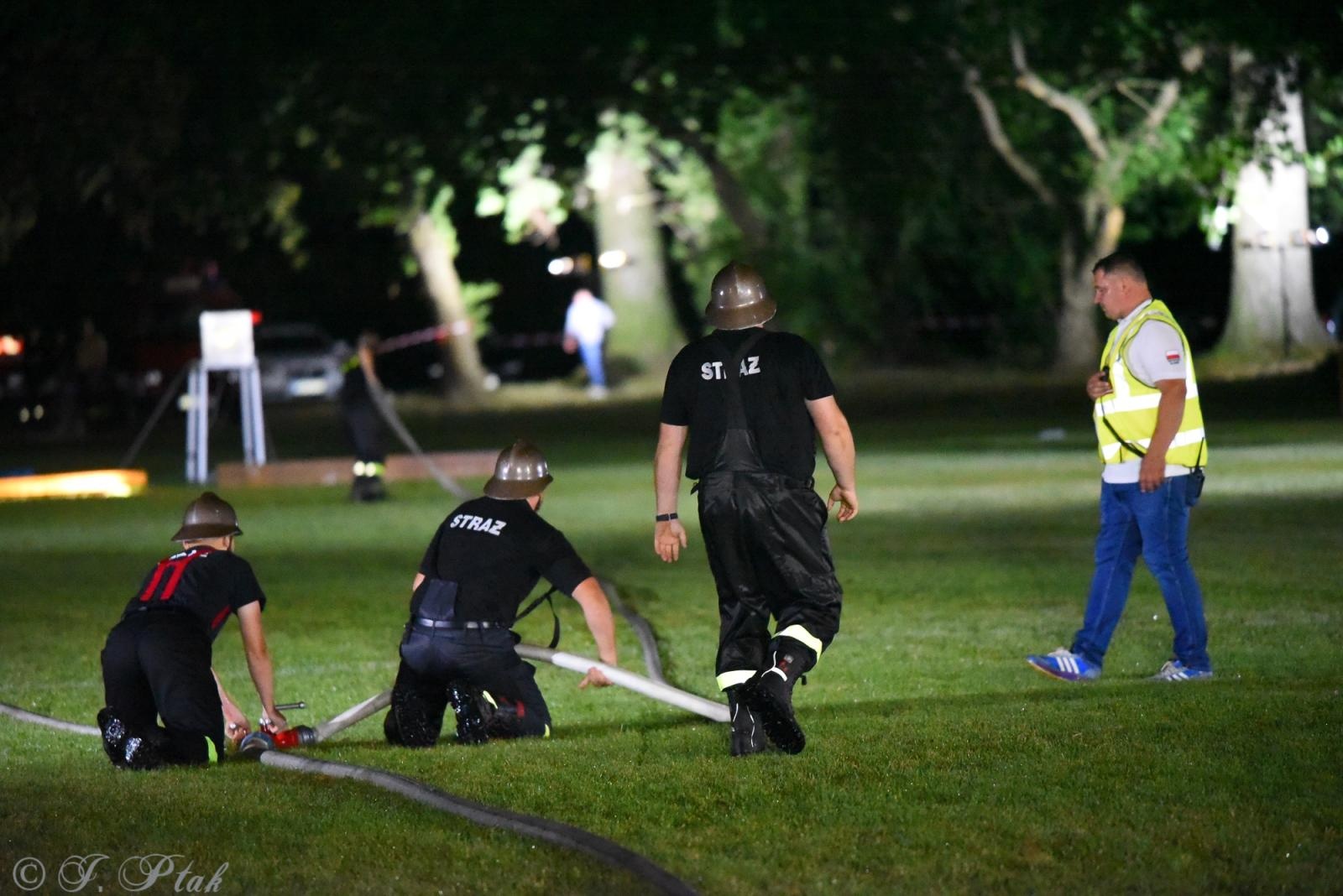 Zdjęcie w galerii na portalu naszraciborz.pl: Samborowicki Armagedon po raz drugi – gospodarze nie dali się pokonać! [FOTO na bis!] wiadomości z regionu