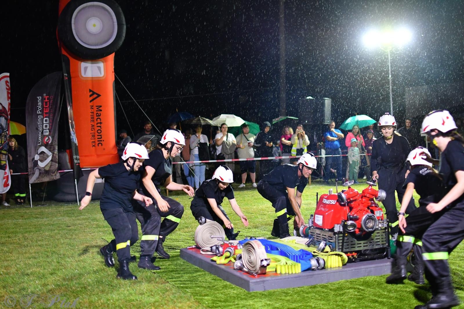 Zdjęcie w galerii na portalu naszraciborz.pl: Samborowicki Armagedon po raz drugi – gospodarze nie dali się pokonać! [FOTO na bis!] wiadomości z regionu