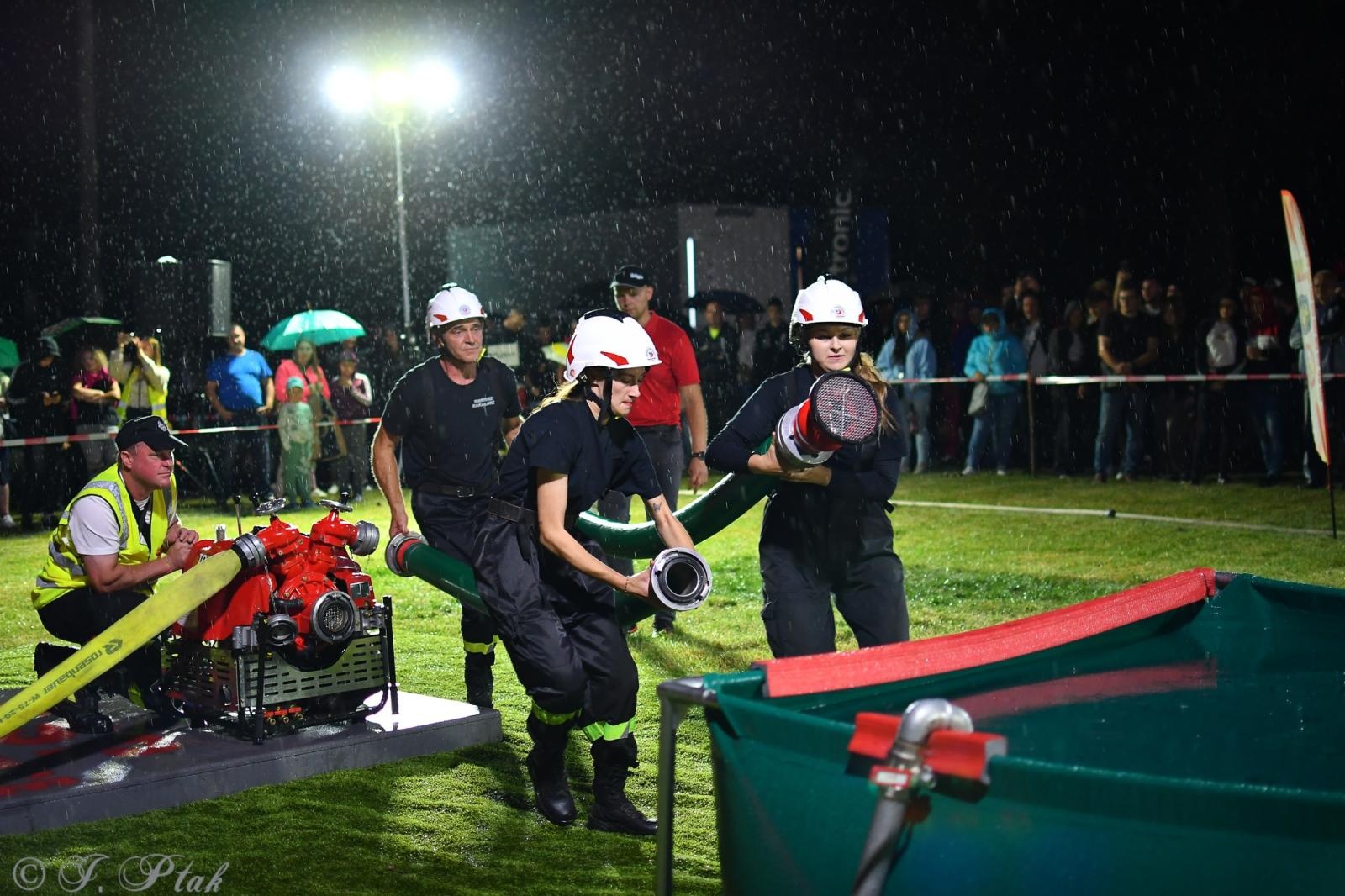 Zdjęcie w galerii na portalu naszraciborz.pl: Samborowicki Armagedon po raz drugi – gospodarze nie dali się pokonać! [FOTO na bis!] wiadomości z regionu