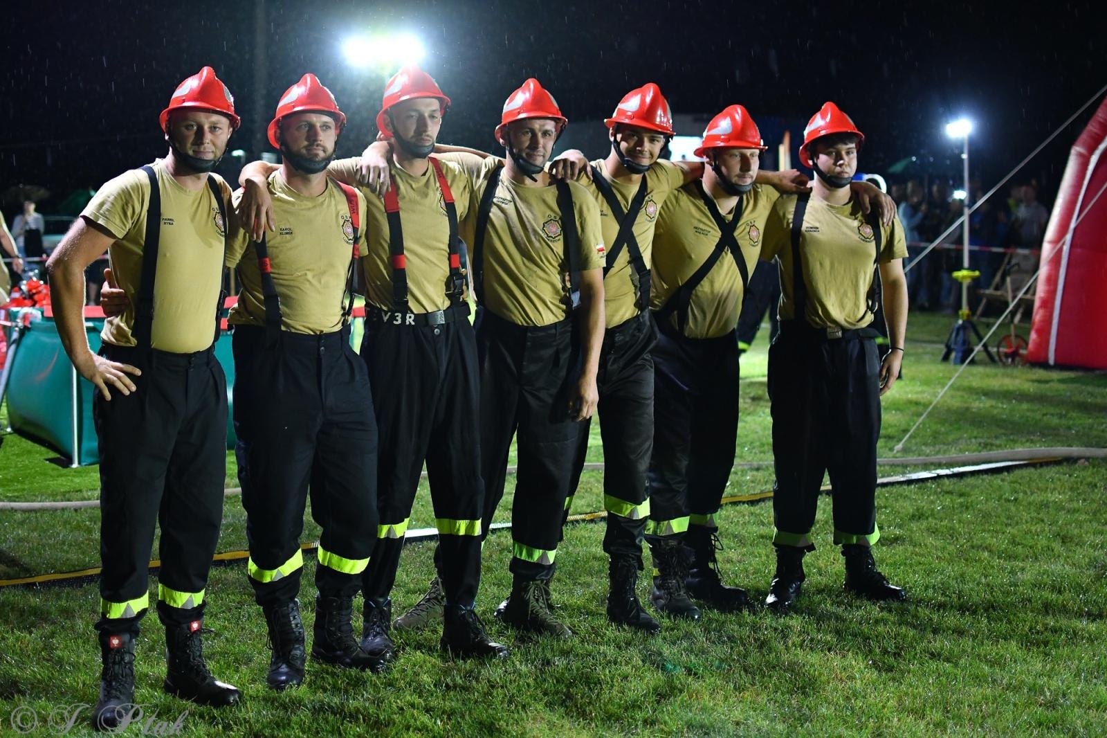 Zdjęcie w galerii na portalu naszraciborz.pl: Samborowicki Armagedon po raz drugi – gospodarze nie dali się pokonać! [FOTO na bis!] wiadomości z regionu