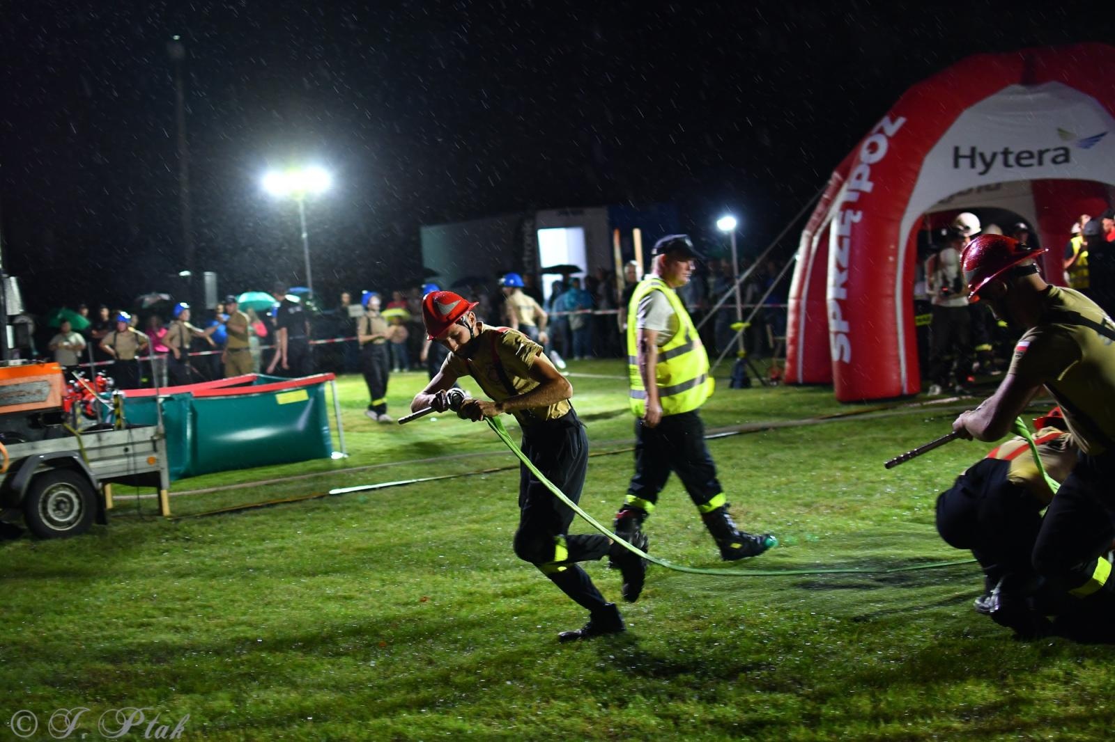 Zdjęcie w galerii na portalu naszraciborz.pl: Samborowicki Armagedon po raz drugi – gospodarze nie dali się pokonać! [FOTO na bis!] wiadomości z regionu