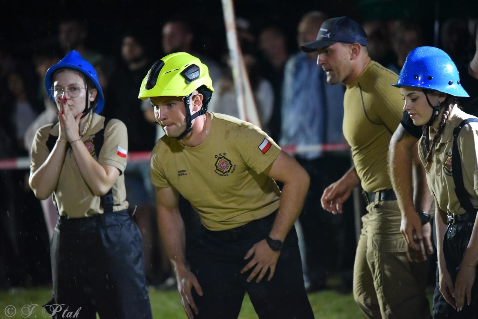 Zdjęcie w galerii na portalu naszraciborz.pl: Samborowicki Armagedon po raz drugi – gospodarze nie dali się pokonać! [FOTO na bis!] wiadomości z regionu