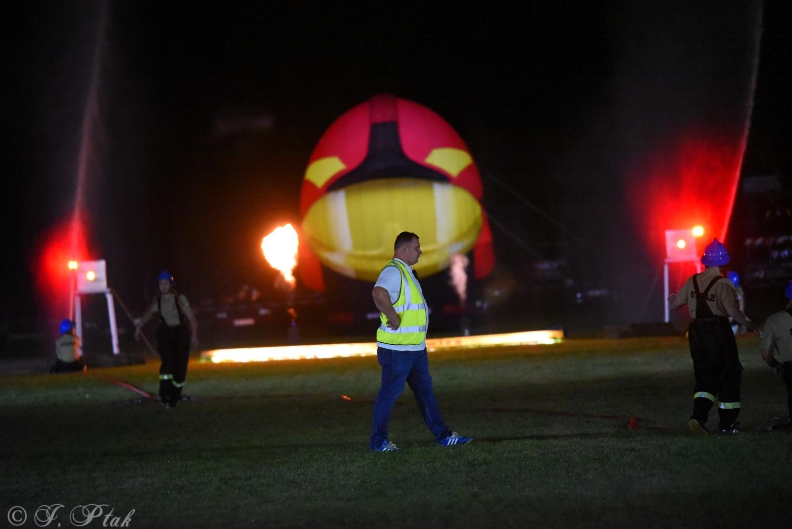 Zdjęcie w galerii na portalu naszraciborz.pl: Samborowicki Armagedon po raz drugi – gospodarze nie dali się pokonać! [FOTO na bis!] wiadomości z regionu