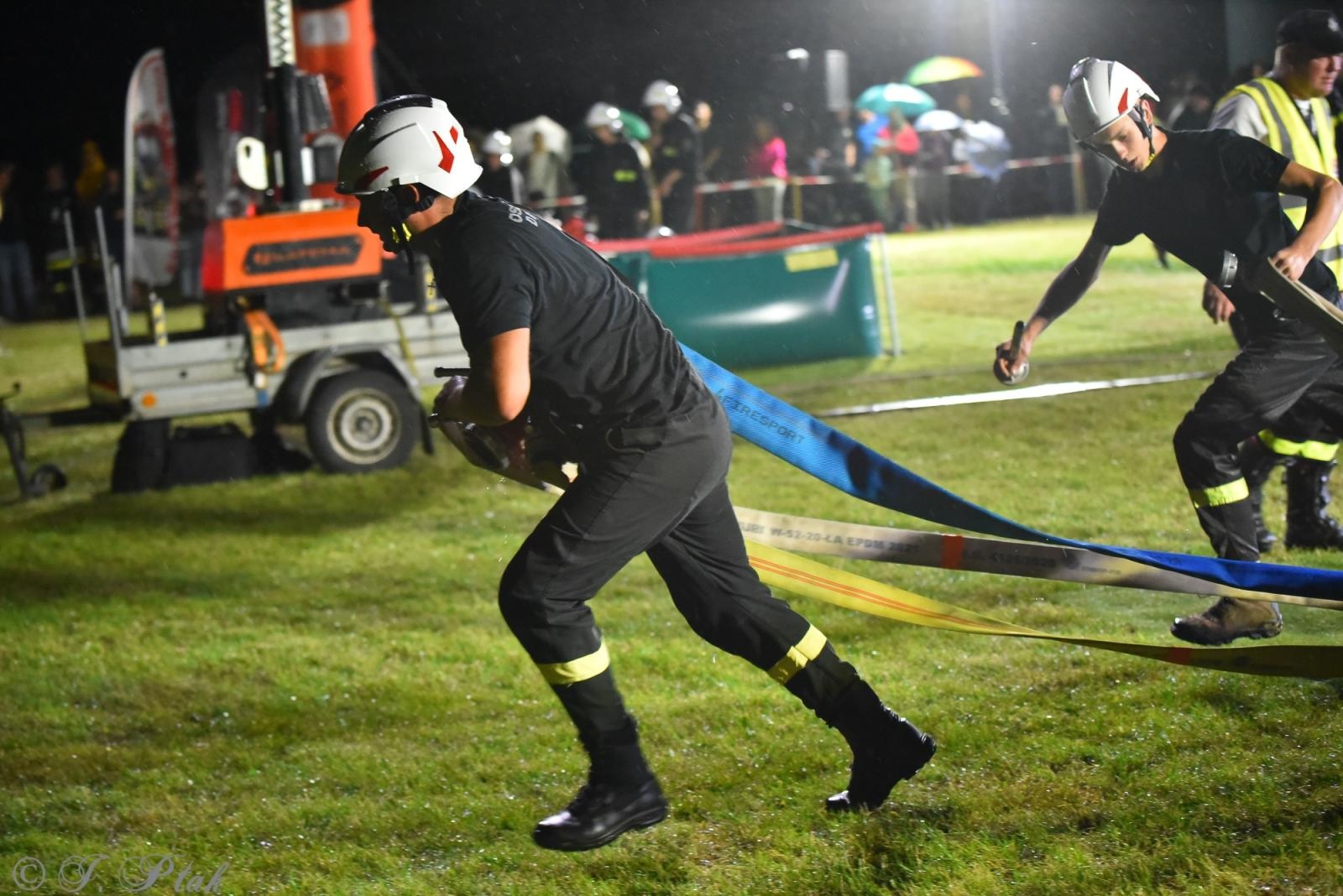 Zdjęcie w galerii na portalu naszraciborz.pl: Samborowicki Armagedon po raz drugi – gospodarze nie dali się pokonać! [FOTO na bis!] wiadomości z regionu