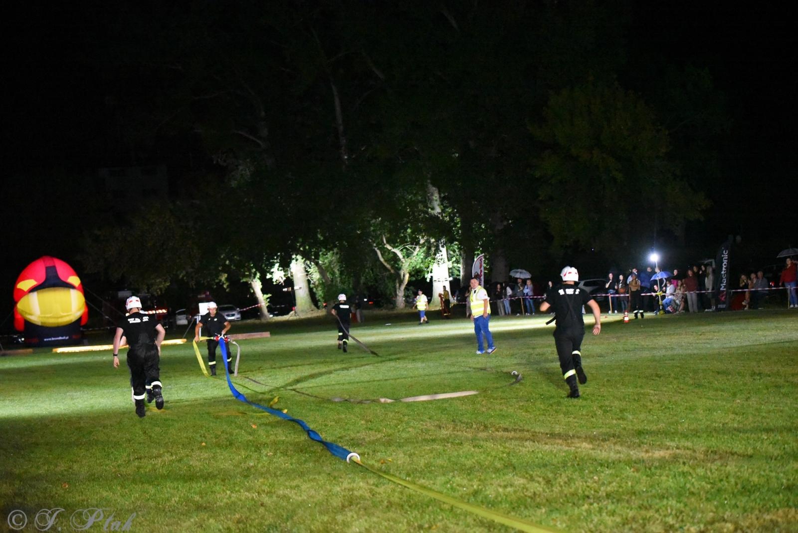 Zdjęcie w galerii na portalu naszraciborz.pl: Samborowicki Armagedon po raz drugi – gospodarze nie dali się pokonać! [FOTO na bis!] wiadomości z regionu
