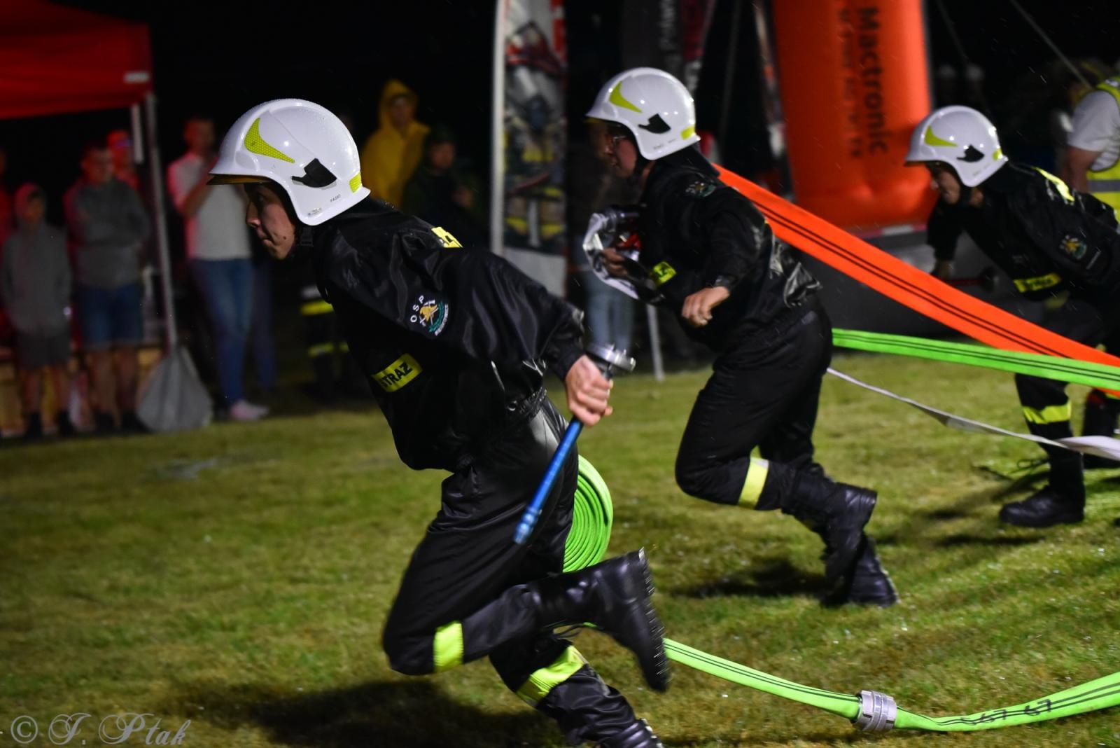 Zdjęcie w galerii na portalu naszraciborz.pl: Samborowicki Armagedon po raz drugi – gospodarze nie dali się pokonać! [FOTO na bis!] wiadomości z regionu