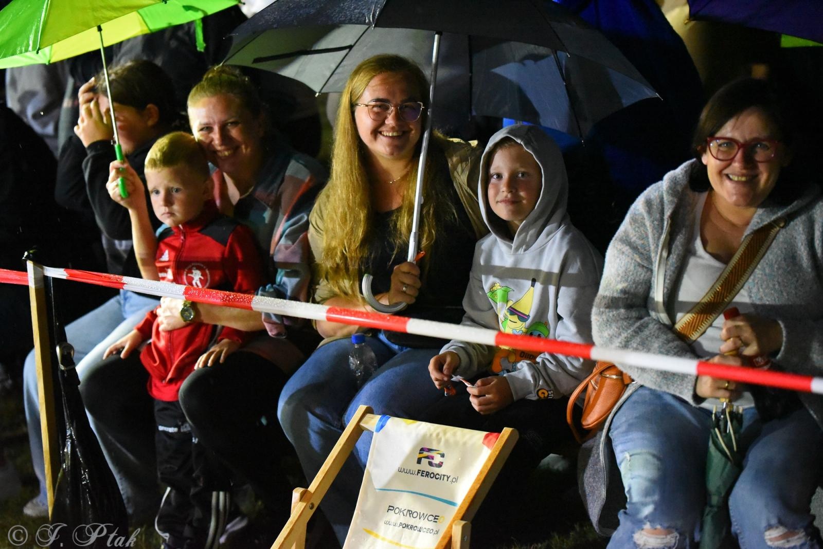 Zdjęcie w galerii na portalu naszraciborz.pl: Samborowicki Armagedon po raz drugi – gospodarze nie dali się pokonać! [FOTO na bis!] wiadomości z regionu