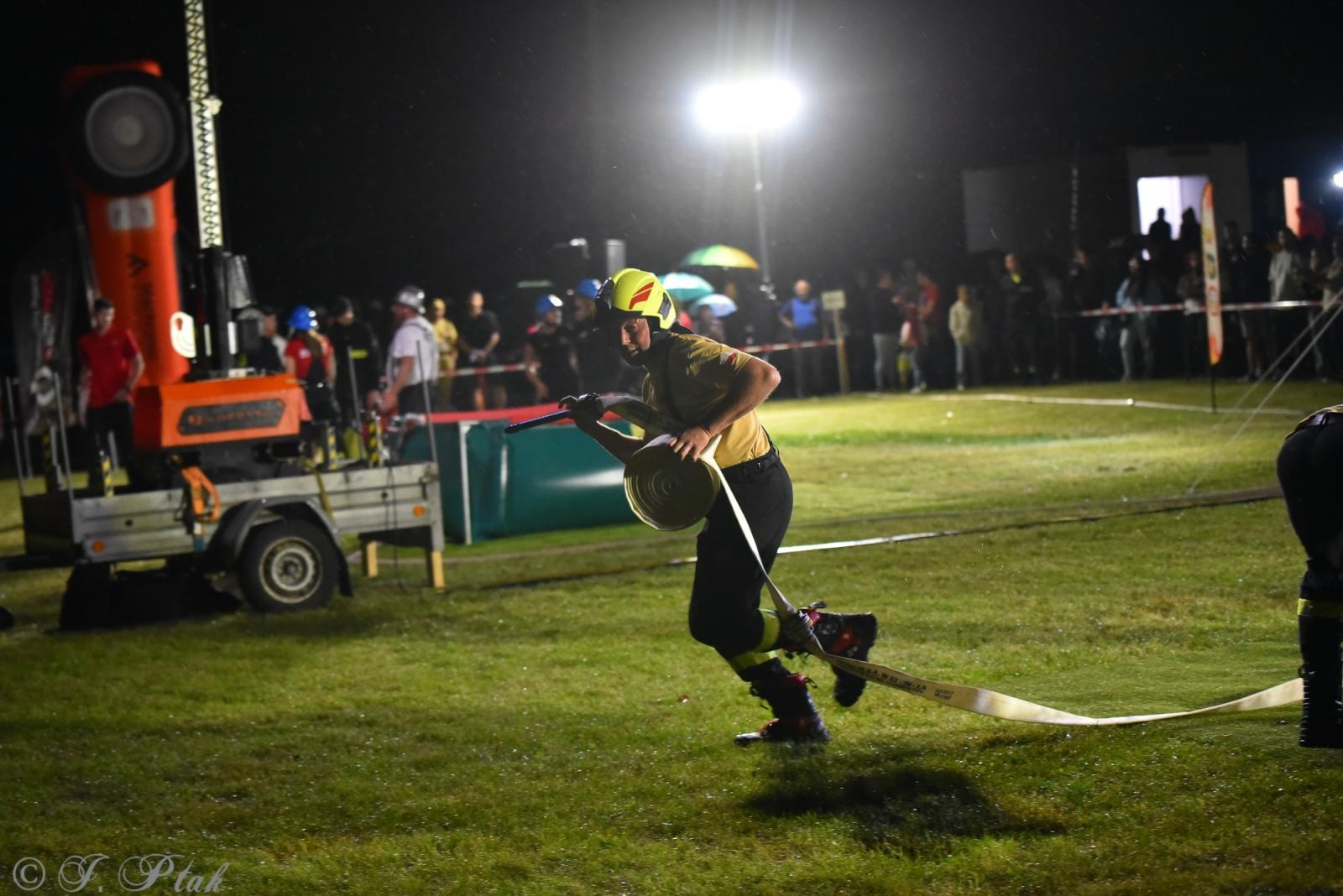 Zdjęcie w galerii na portalu naszraciborz.pl: Samborowicki Armagedon po raz drugi – gospodarze nie dali się pokonać! [FOTO na bis!] wiadomości z regionu